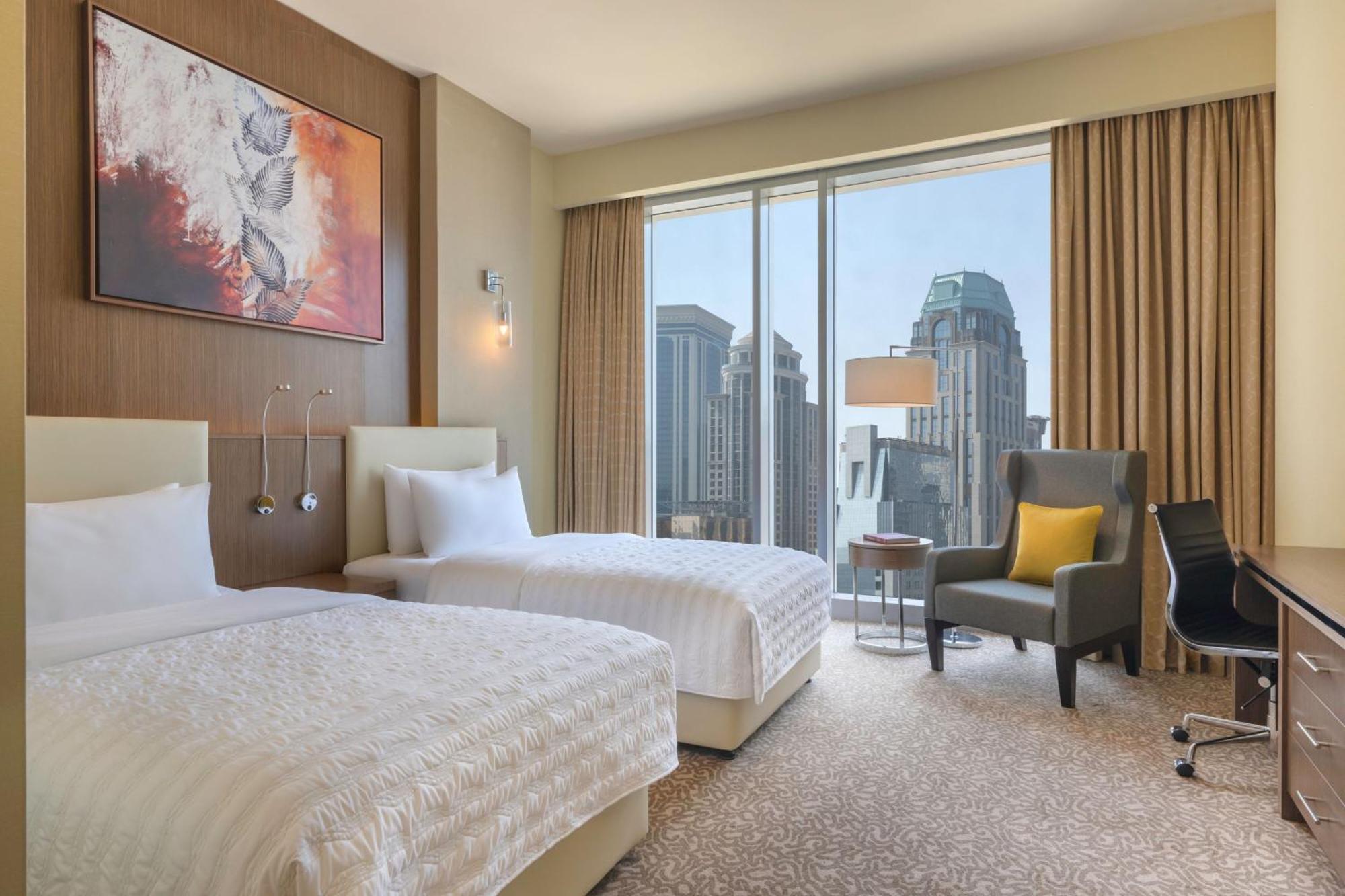 Le Meridien City Center Doha Exterior photo