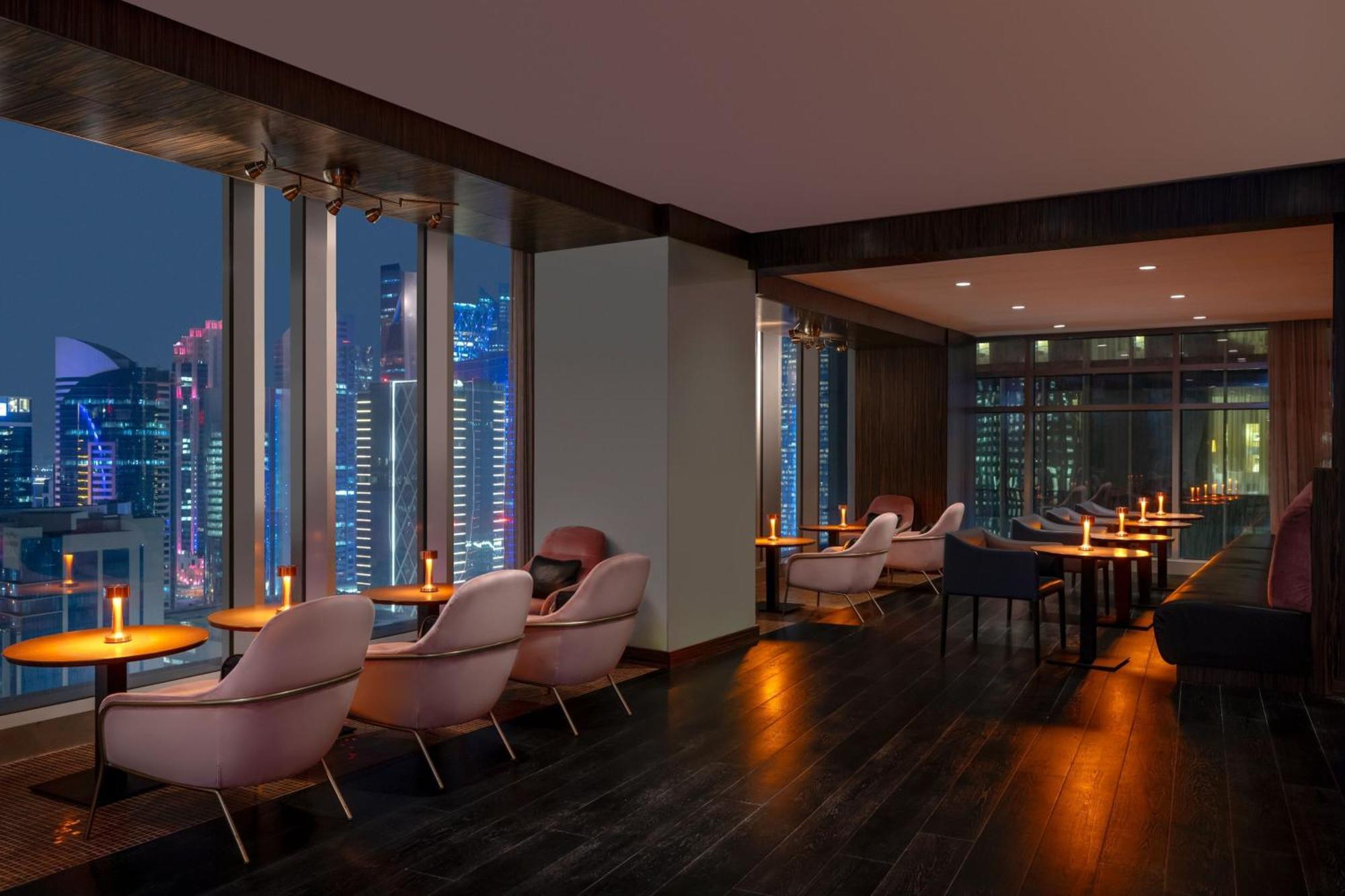 Le Meridien City Center Doha Exterior photo
